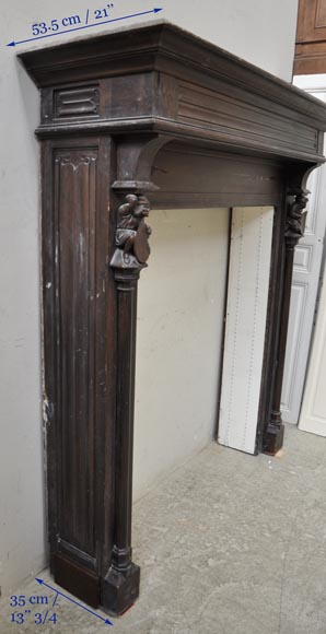 Старинный деревянный камин в неоготическом стиле, украшенный в декоративной манере «трубадур». Старинный деревянный камин в неоготическом стиле, украшенный в декоративной манере «трубадур».-8